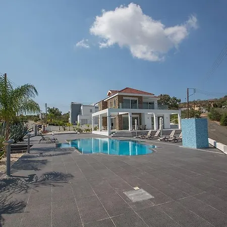 Villa Protara Chrysos - Beautiful 5 Bedroom Protaras Villa - Walking Distance To Fig Tree Bay