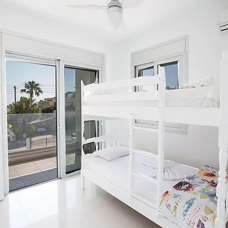 Villa Protara Chrysos - Beautiful 5 Bedroom Protaras Villa - Walking Distance To Fig Tree Bay * Protaras