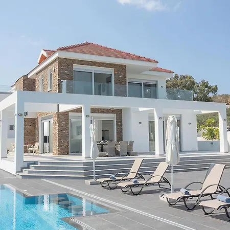 Villa Villa Protara Chrysos - Beautiful 5 Bedroom Protaras Villa - Walking Distance To Fig Tree Bay