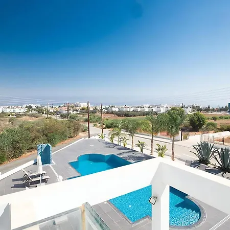 Villa Villa Protara Chrysos - Beautiful 5 Bedroom Protaras Villa - Walking Distance To Fig Tree Bay Protaras