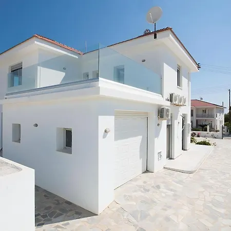 Villa Protara Chrysos - Beautiful 5 Bedroom Protaras Villa - Walking Distance To Fig Tree Bay Protaras
