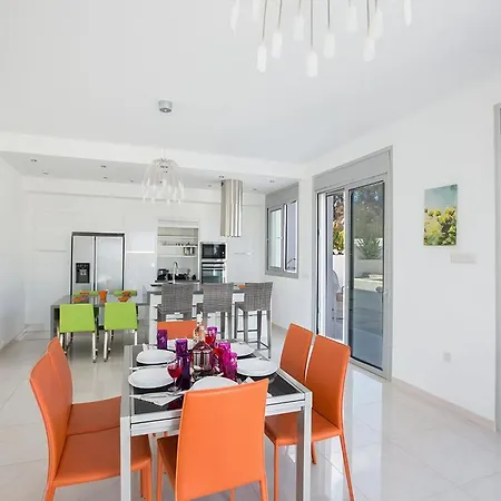 Villa Protara Chrysos - Beautiful 5 Bedroom Protaras Villa - Walking Distance To Fig Tree Bay *