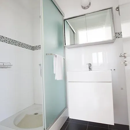 Protara Chrysos - Beautiful 5 Bedroom - Walking Distance To Fig Tree Bay *