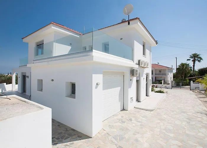 Protara Chrysos - Beautiful 5 Bedroom - Walking Distance Protarász